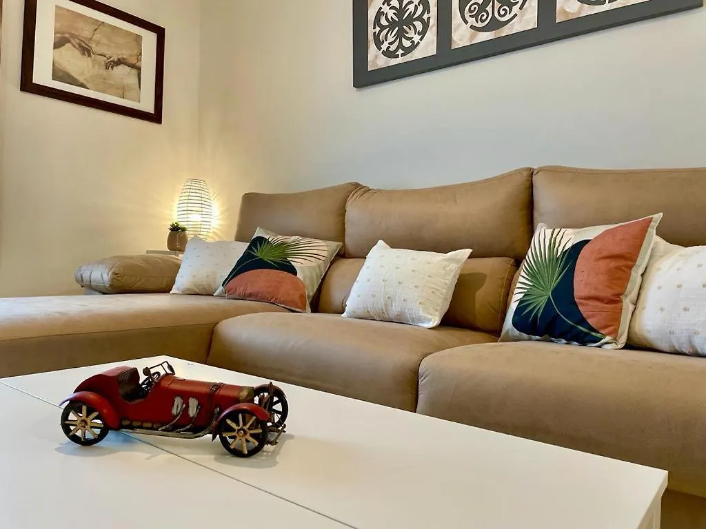 Gatu Prioral House İspanya